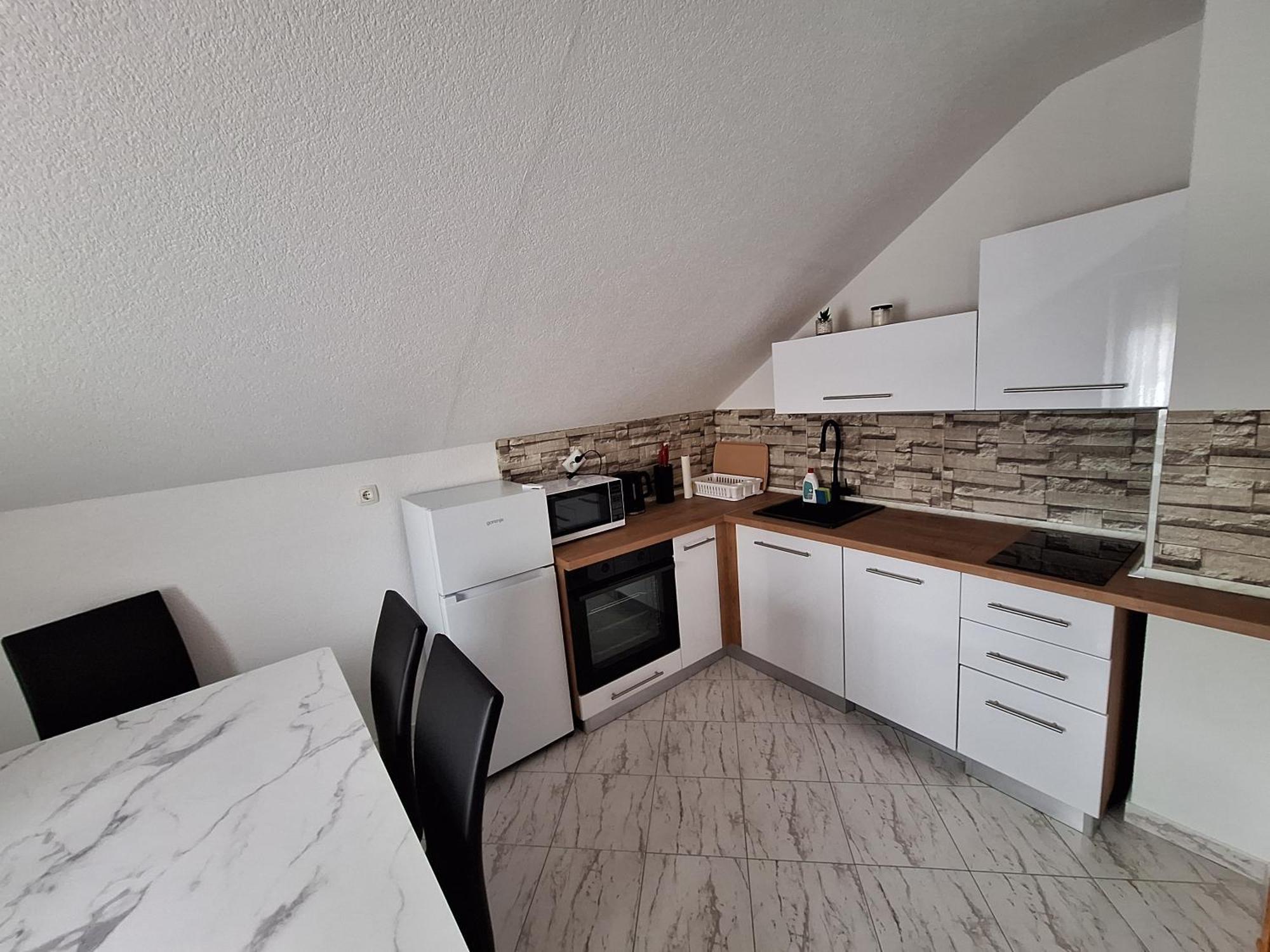 Guesthouse Miha Раковица Экстерьер фото