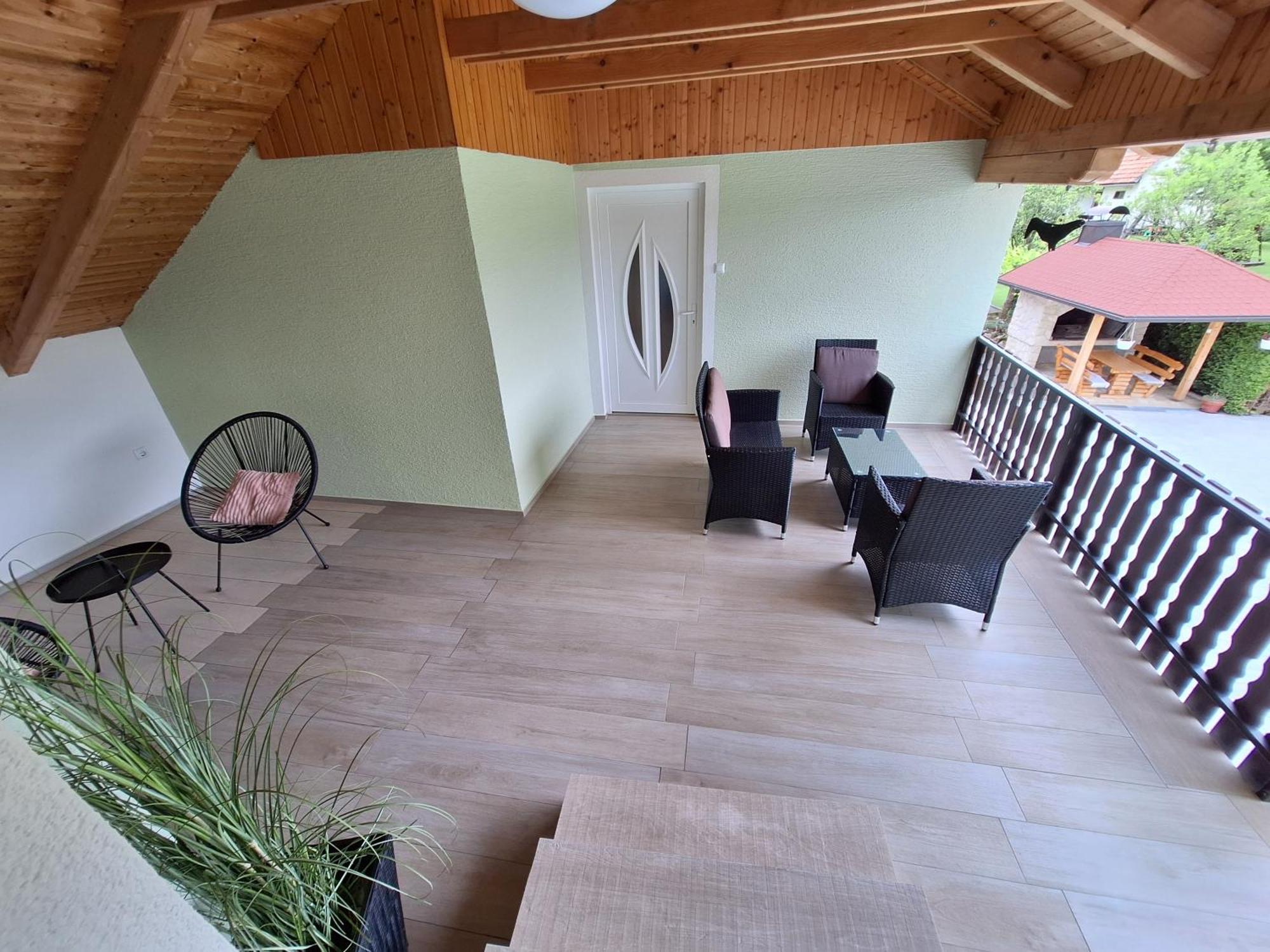 Guesthouse Miha Раковица Экстерьер фото